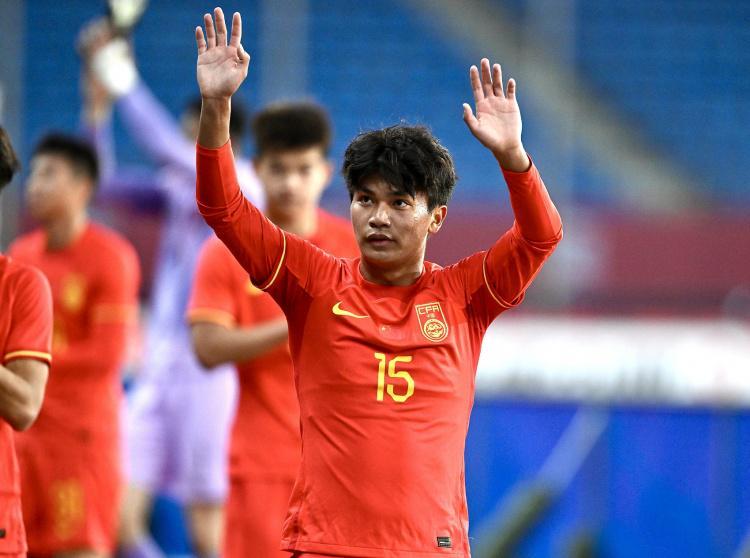 半岛体育登录-津媒：U22国足面对东帝汶狼狈不堪，是联赛强度不足带来的恶果