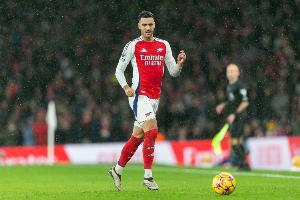 半岛体育官网-梅里诺：踢前锋效果这么好自己也很惊讶，我不会把自己当亨利