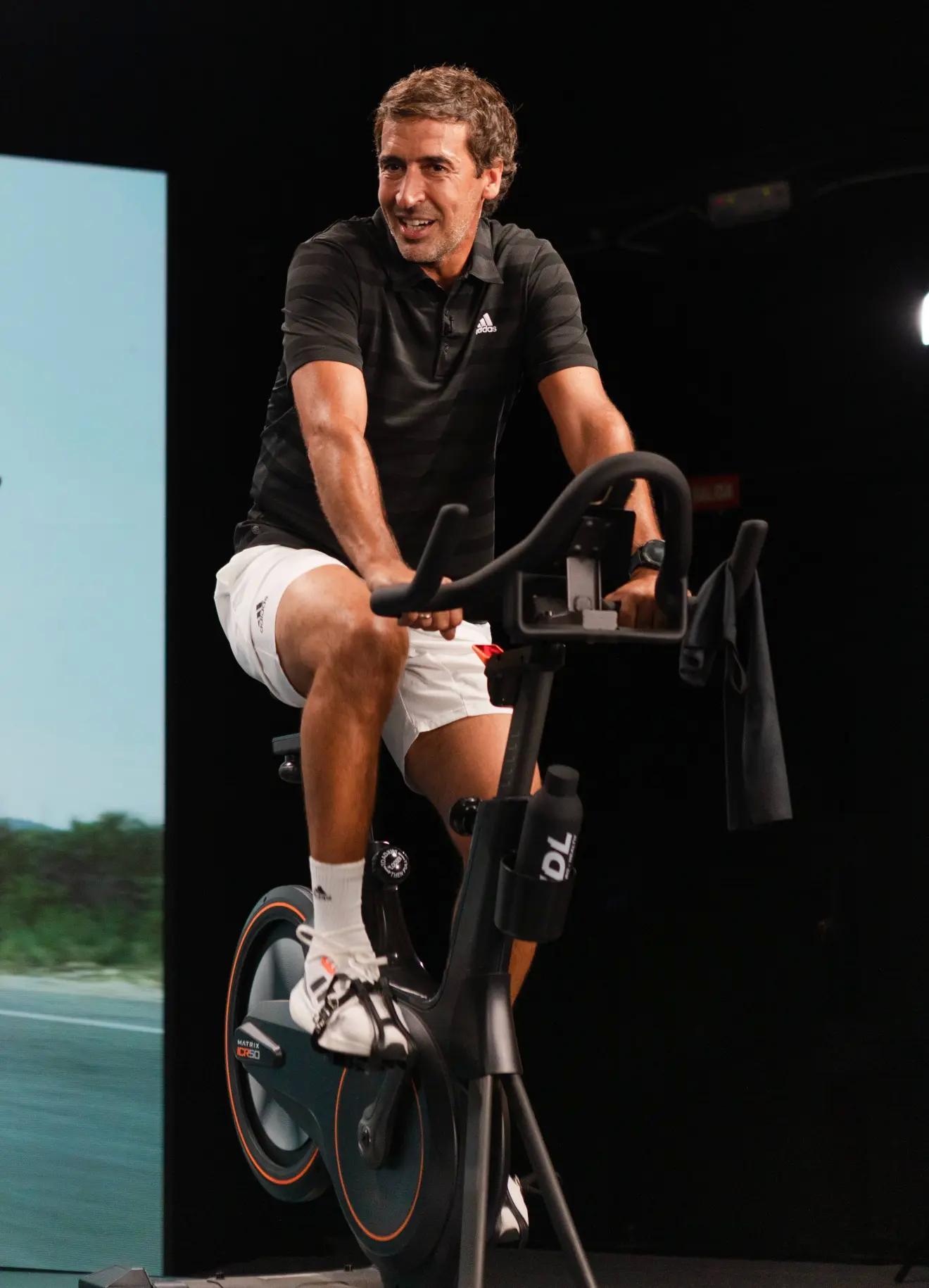 半岛体育登录-劳尔：在未来的某一天，我一定会回归皇马