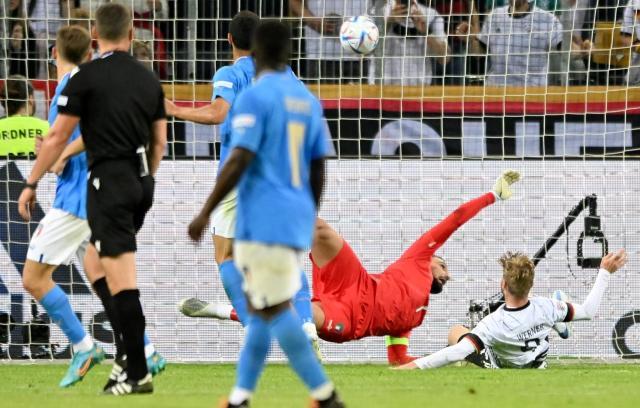 半岛体育官网-梁熙明：锻炼新人？惨败的意大利有几块料能练？